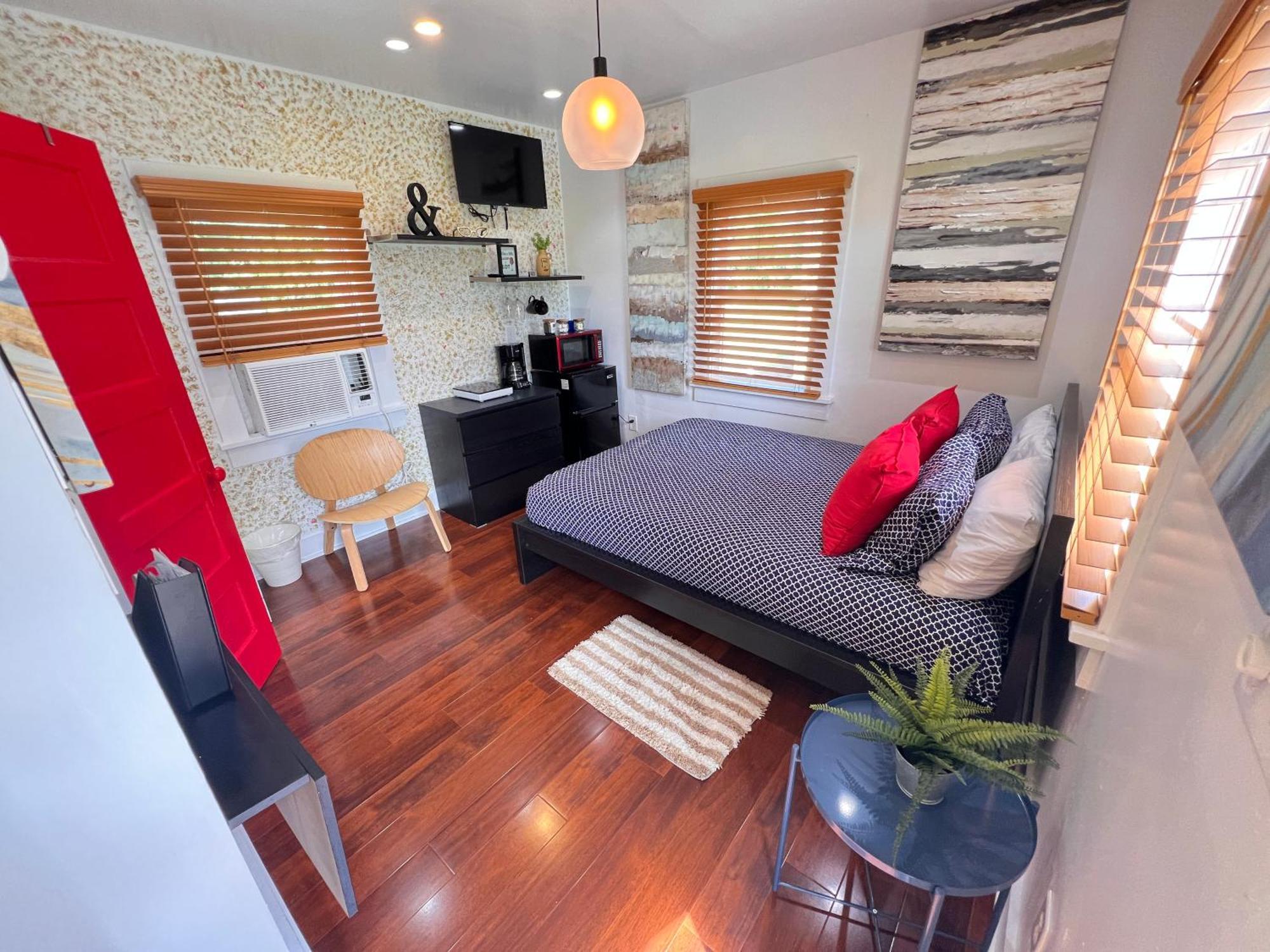 Вилла Cape Charles Tiny Livin' Экстерьер фото