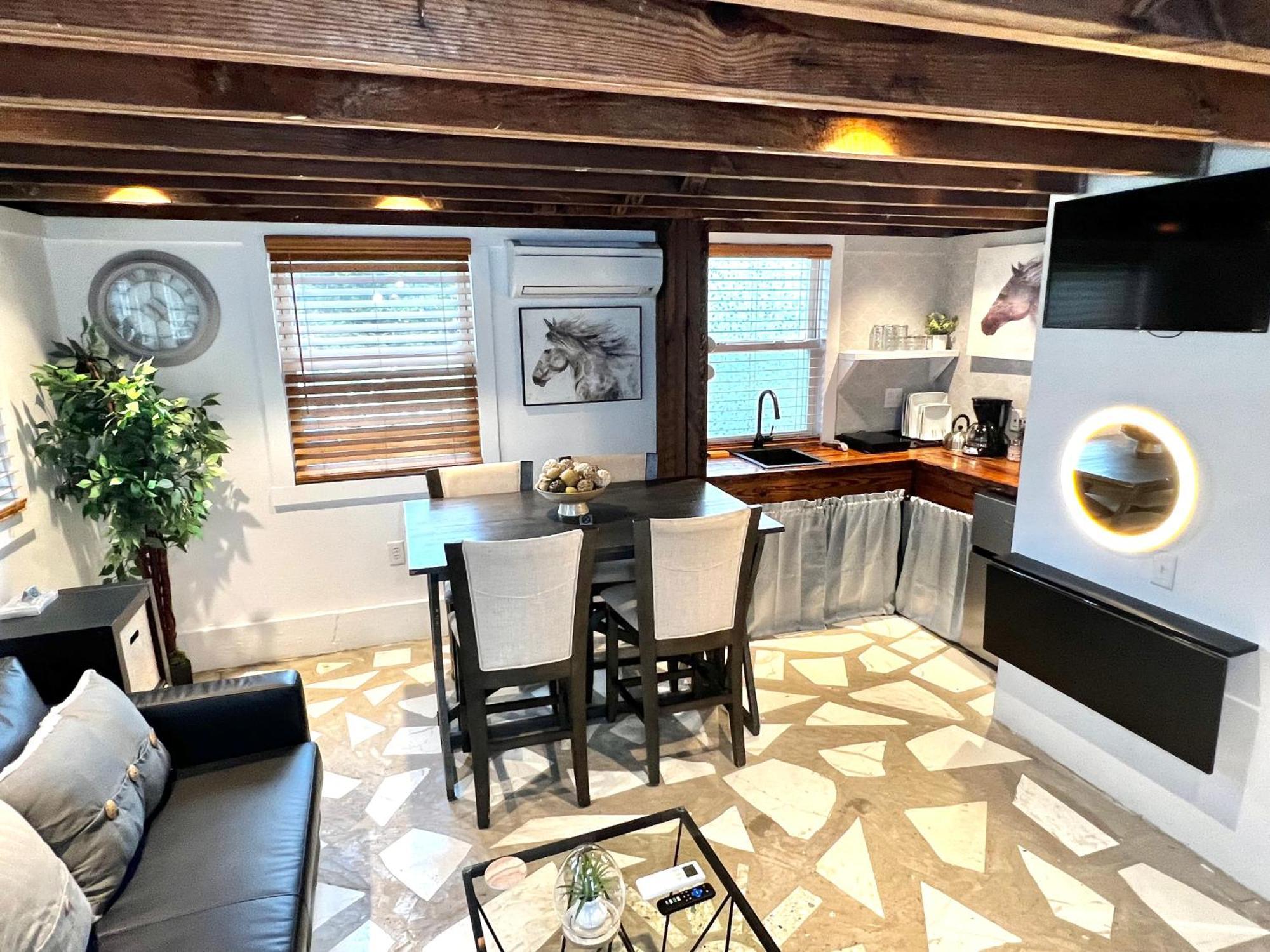 Вилла Cape Charles Tiny Livin' Экстерьер фото